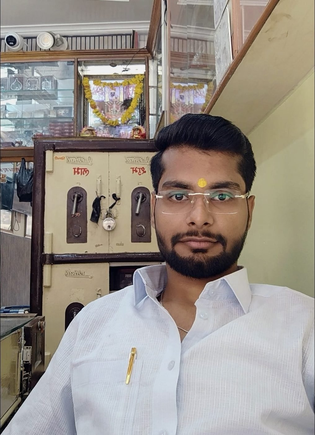 Arpit Bansal, Owner of Laxmi Gems Palace